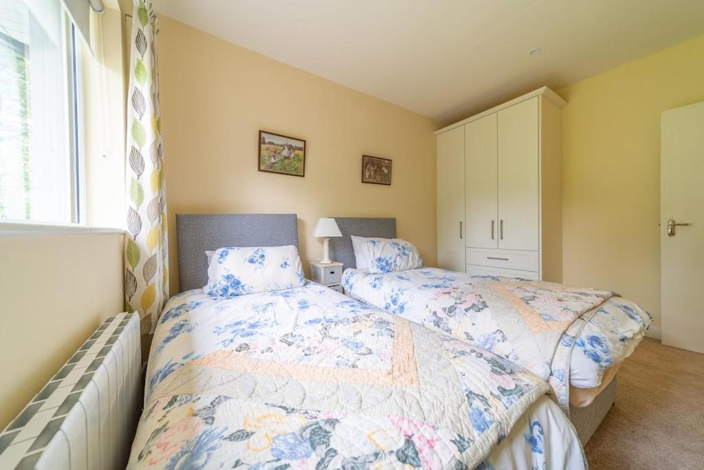 2 Bed Waterfront Property - Close To Courtmacsherry Cork Exteriör bild