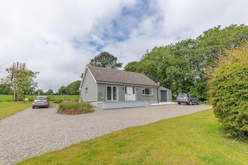2 Bed Waterfront Property - Close To Courtmacsherry Cork Exteriör bild