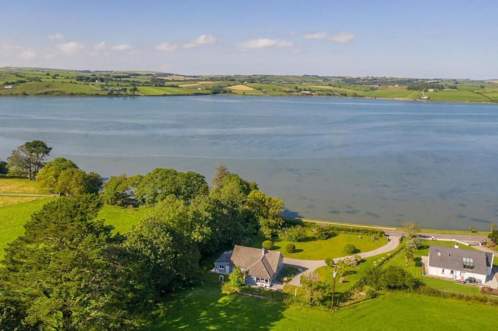 2 Bed Waterfront Property - Close To Courtmacsherry Cork Exteriör bild